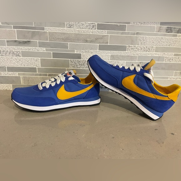 Nike Shoes - NIKE Waffle Trainer - UCLA